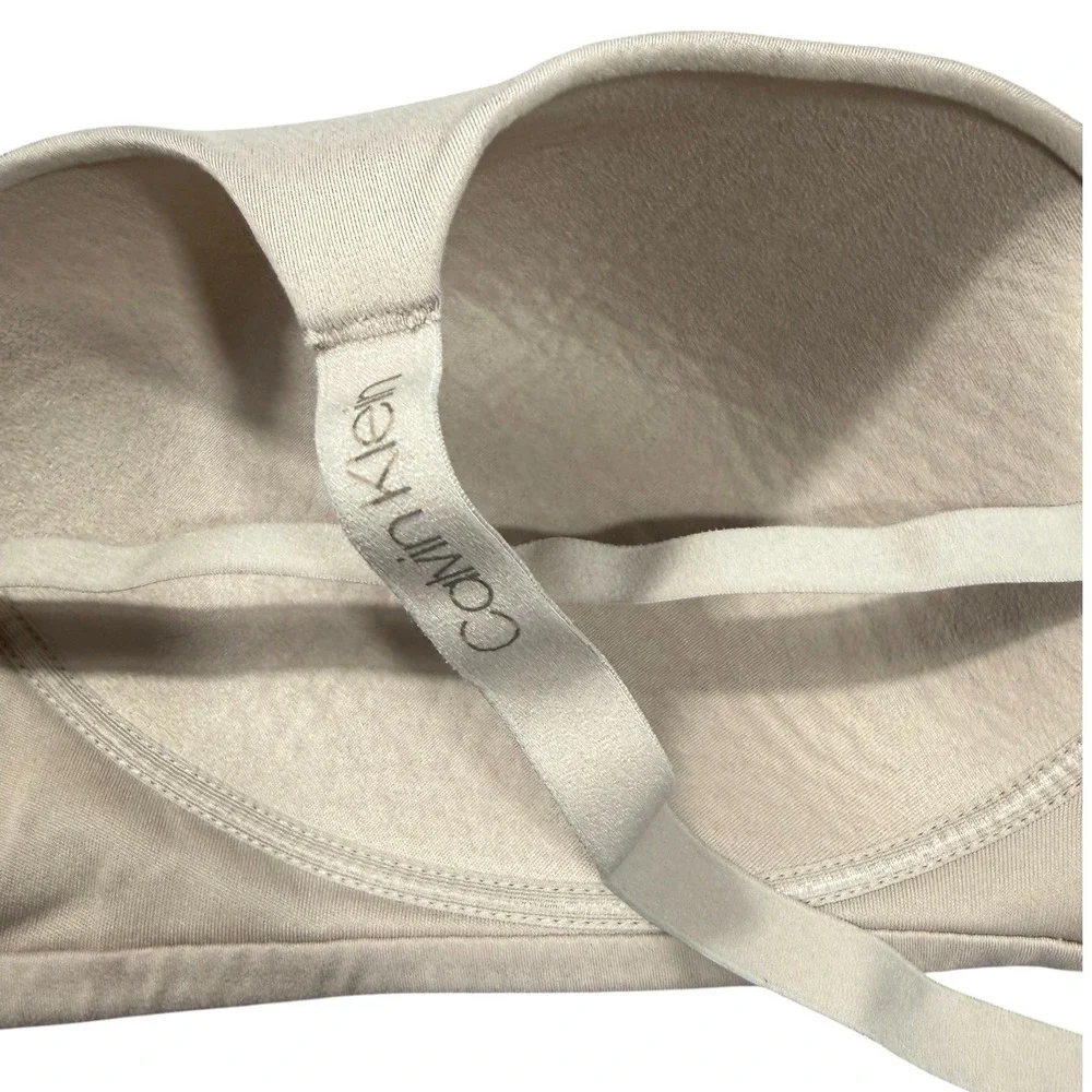 Calvin Klein Wireless T Shirt Bra Womens‎ XL Nude Seamless Lightly Lined - Picture 3 of 4